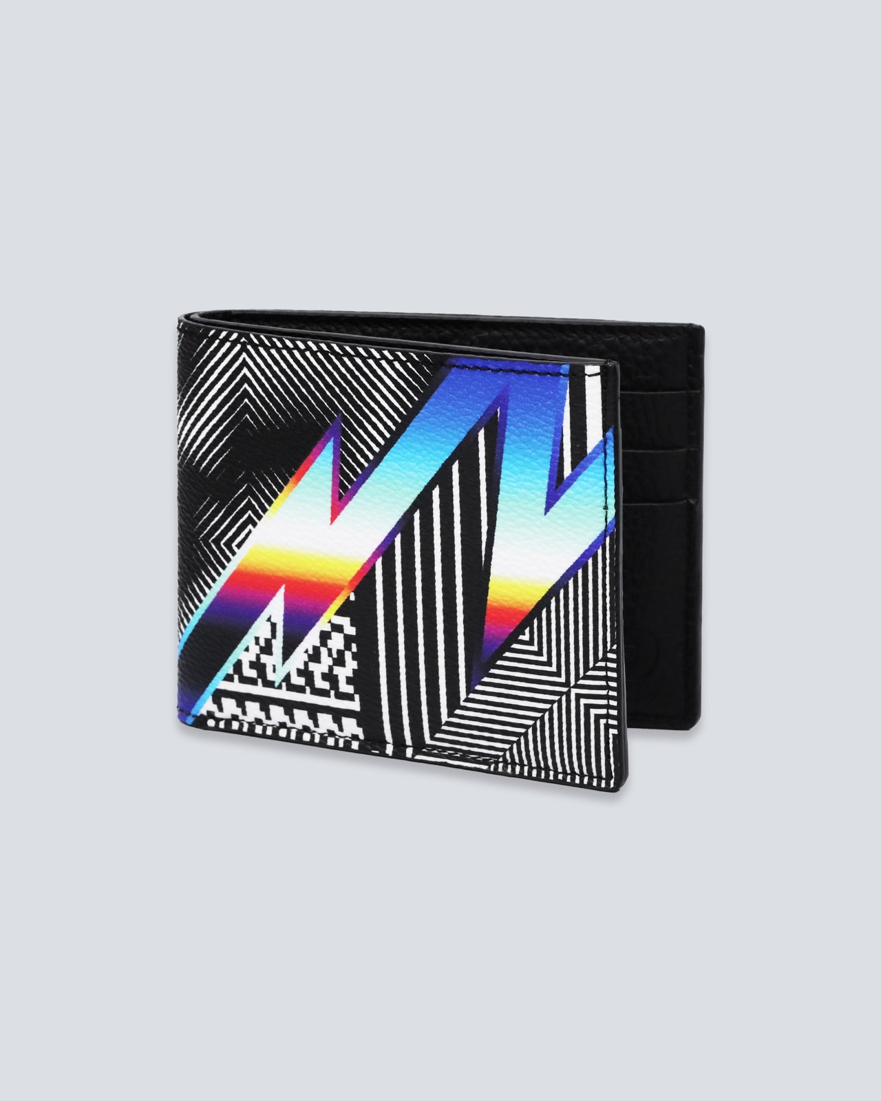 Etai × Felipe Pantone — Billetera plegable · prototipo local — clearance por imagen antes de publicar
