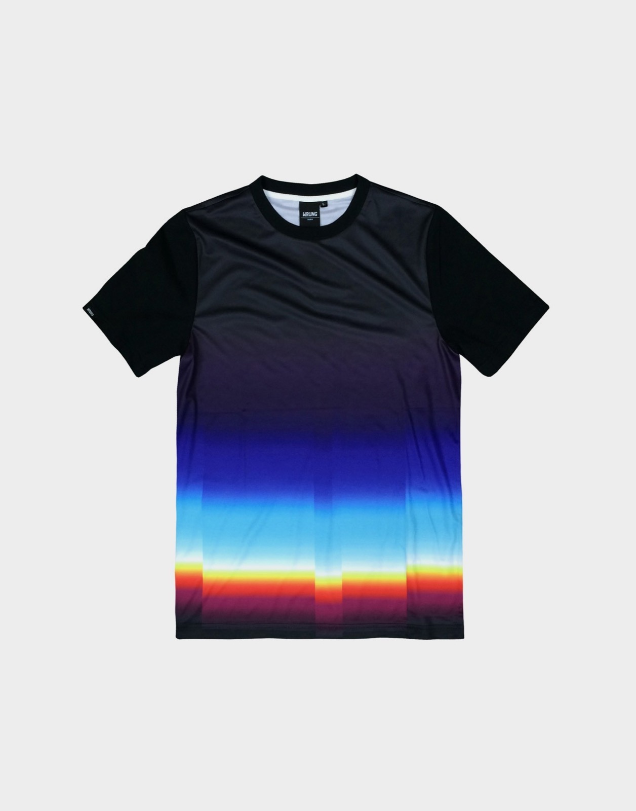 Wrung × Felipe Pantone — Camiseta — foto de prensa · prototipo local — clearance por imagen antes de publicar