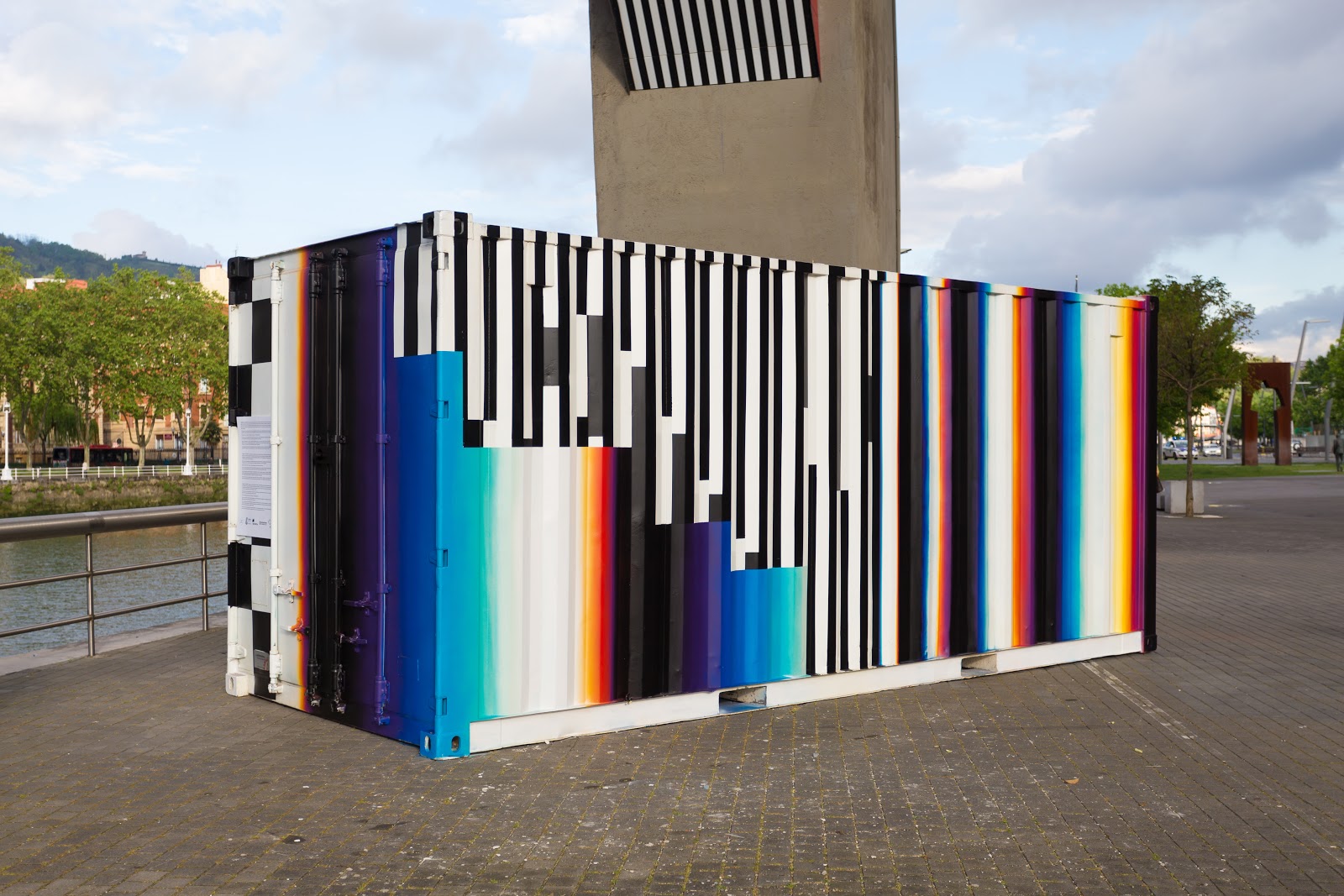 Arteko container, 2016 — foto del Drive del estudio (harvest 2026-07-04) · carpeta bilbao-2016-sc-container