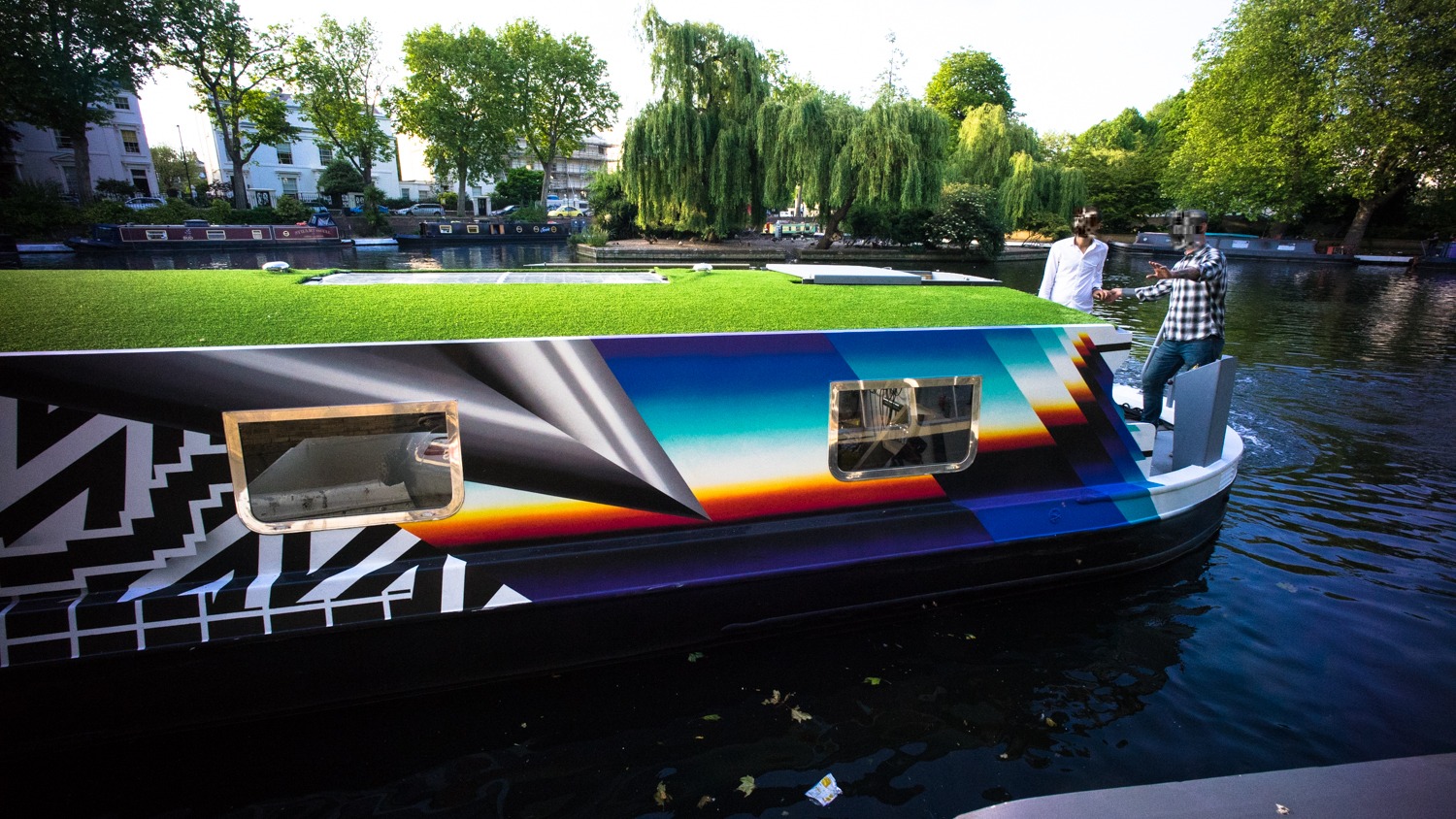 Canal boat, 2015 — La cubierta: el degradado corriendo a lo largo.