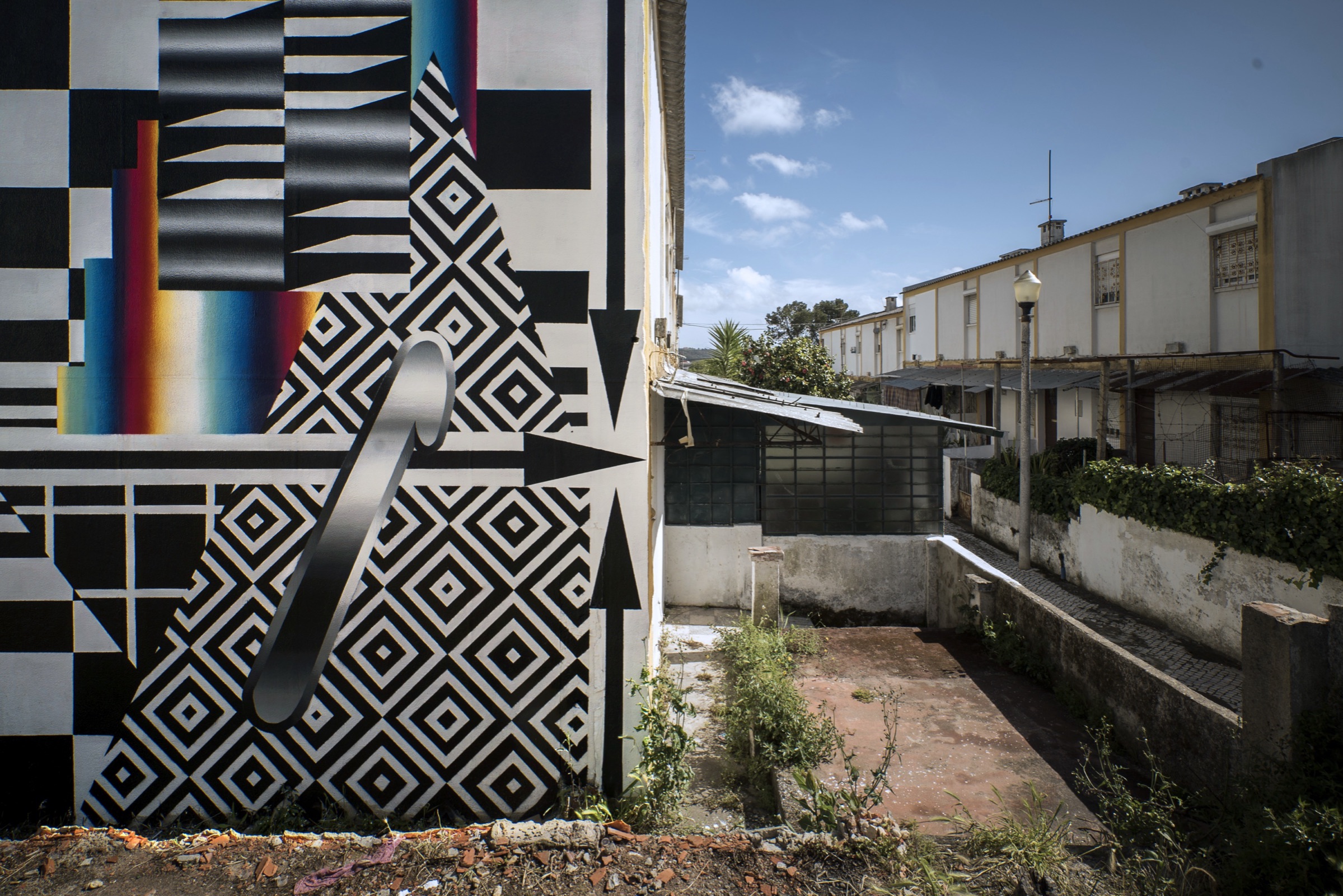 Contenedores para Iminente, 2016 — Frontal del conjunto.