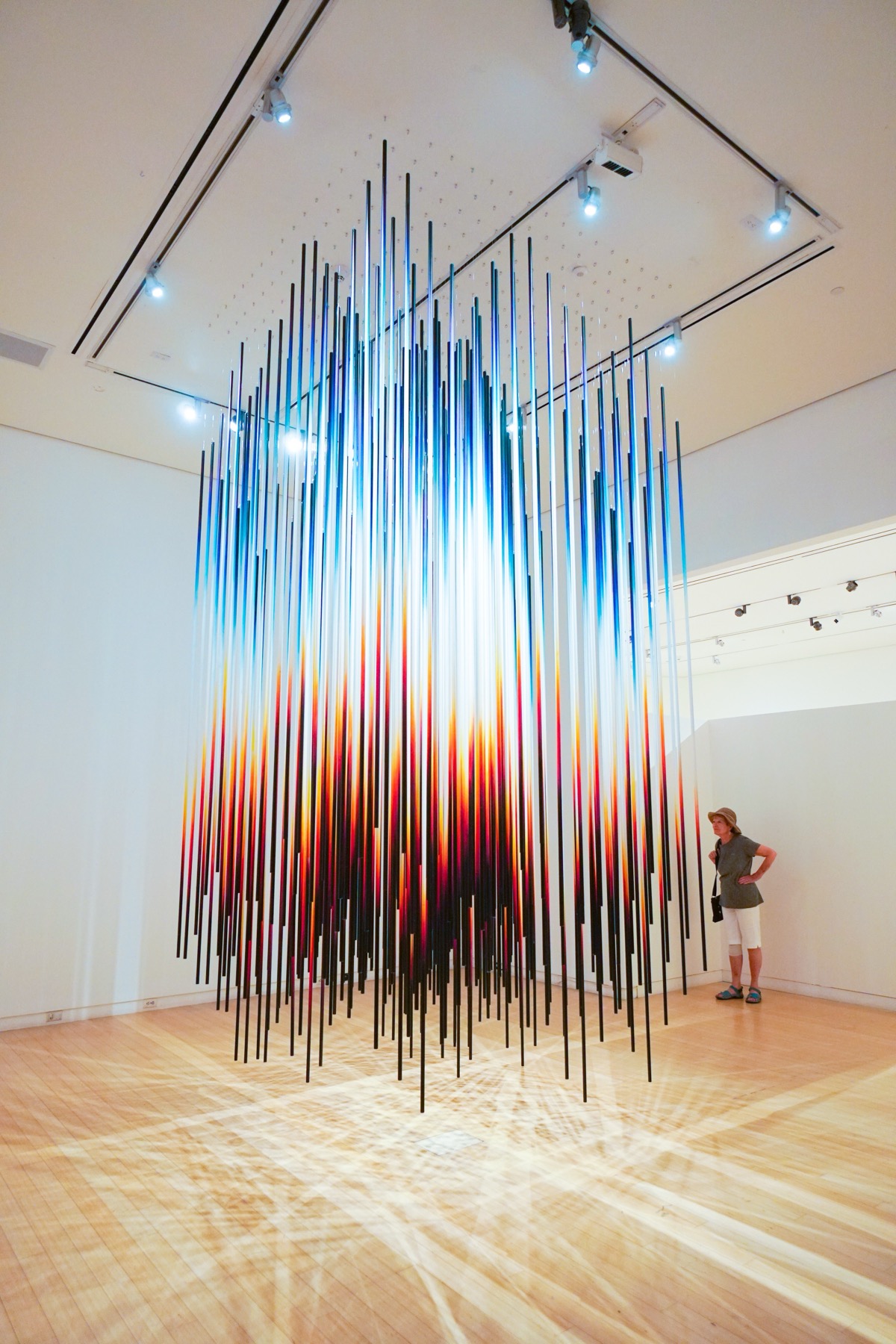 Chromadynamica Dimensional — vista de sala (chromadynamica-dimensional-2017-3.jpg)