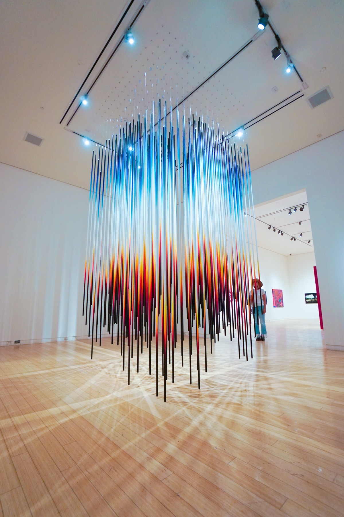 Chromadynamica Dimensional — vista de sala (chromadynamica-dimensional-2017-4.jpg)