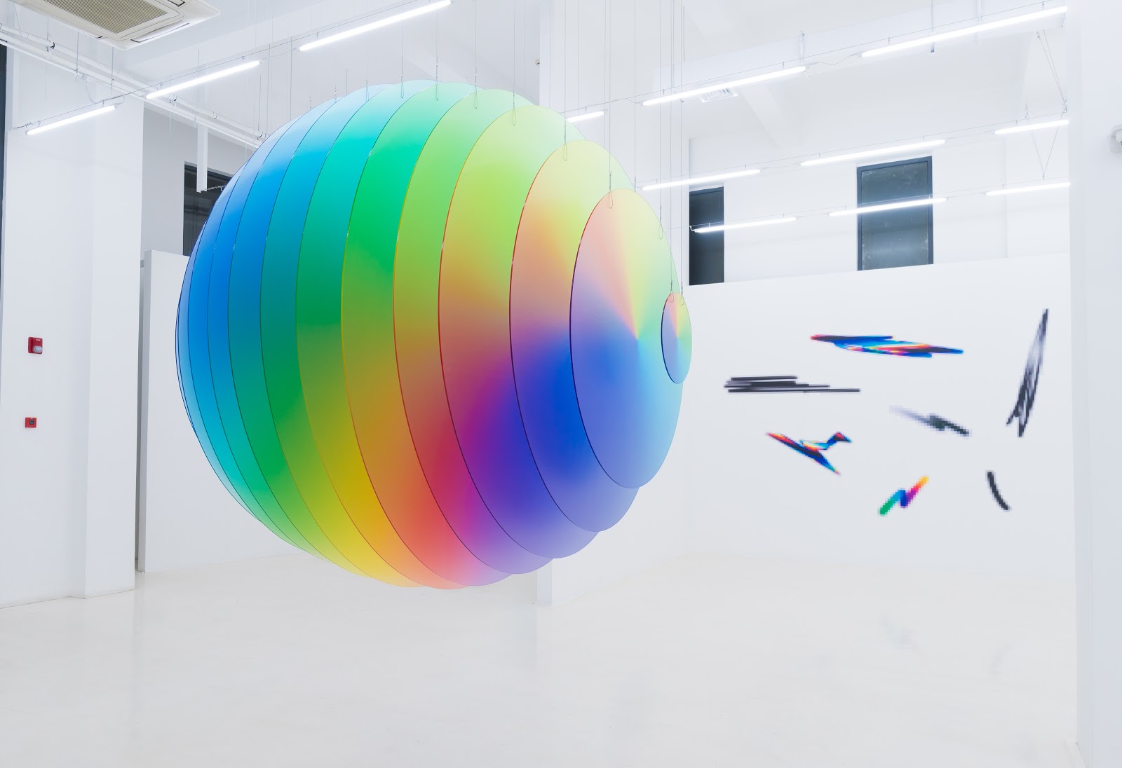 Distance, Speed, Time, Formula — vista de sala (danysz-shanghai-2019-dstf-4.jpg)