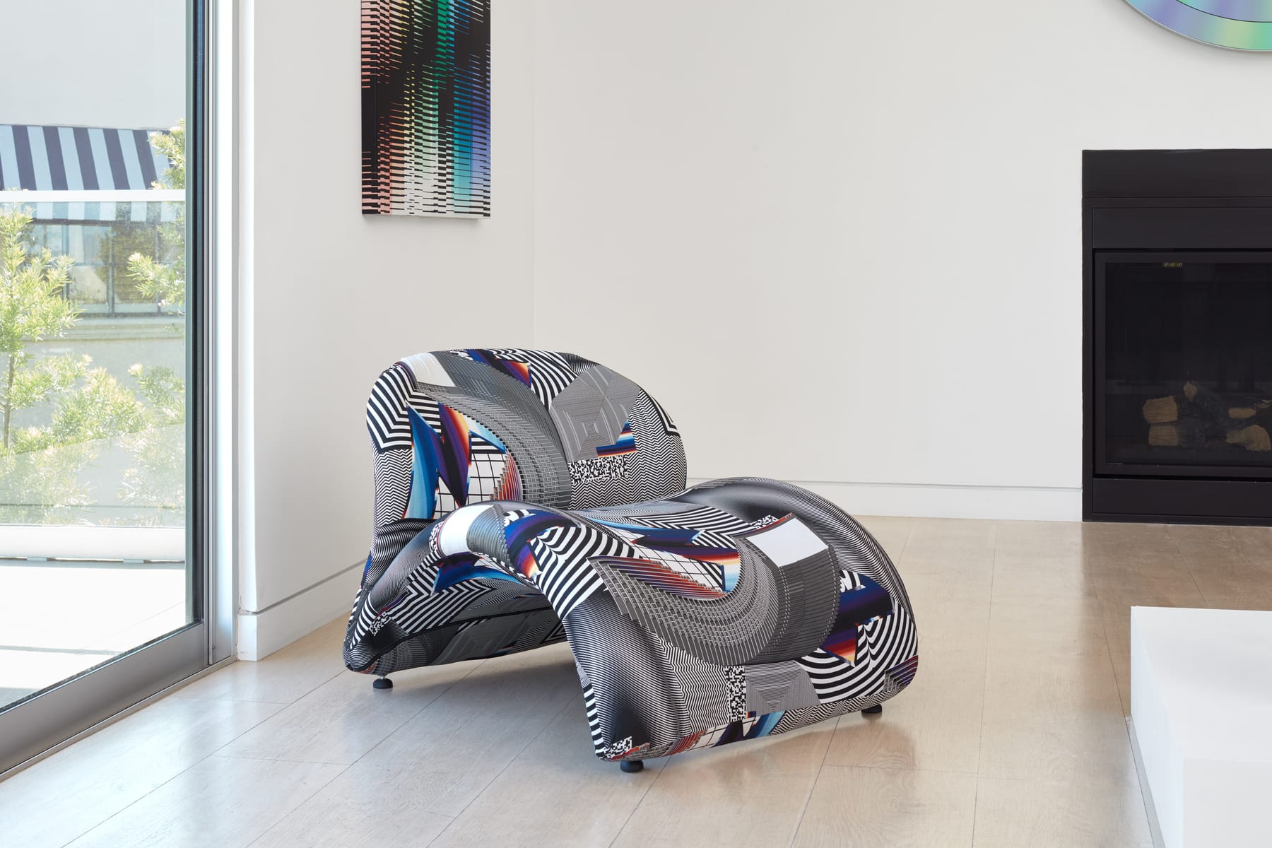 Etai & Felipe Pantone: Parallel Practices — Tailored Structures & Kinetic Surfaces — vista de sala (etai-felipe-pantone-parallel-practices-tailored-structures-kinetic-surfaces-2026-7.jpg)