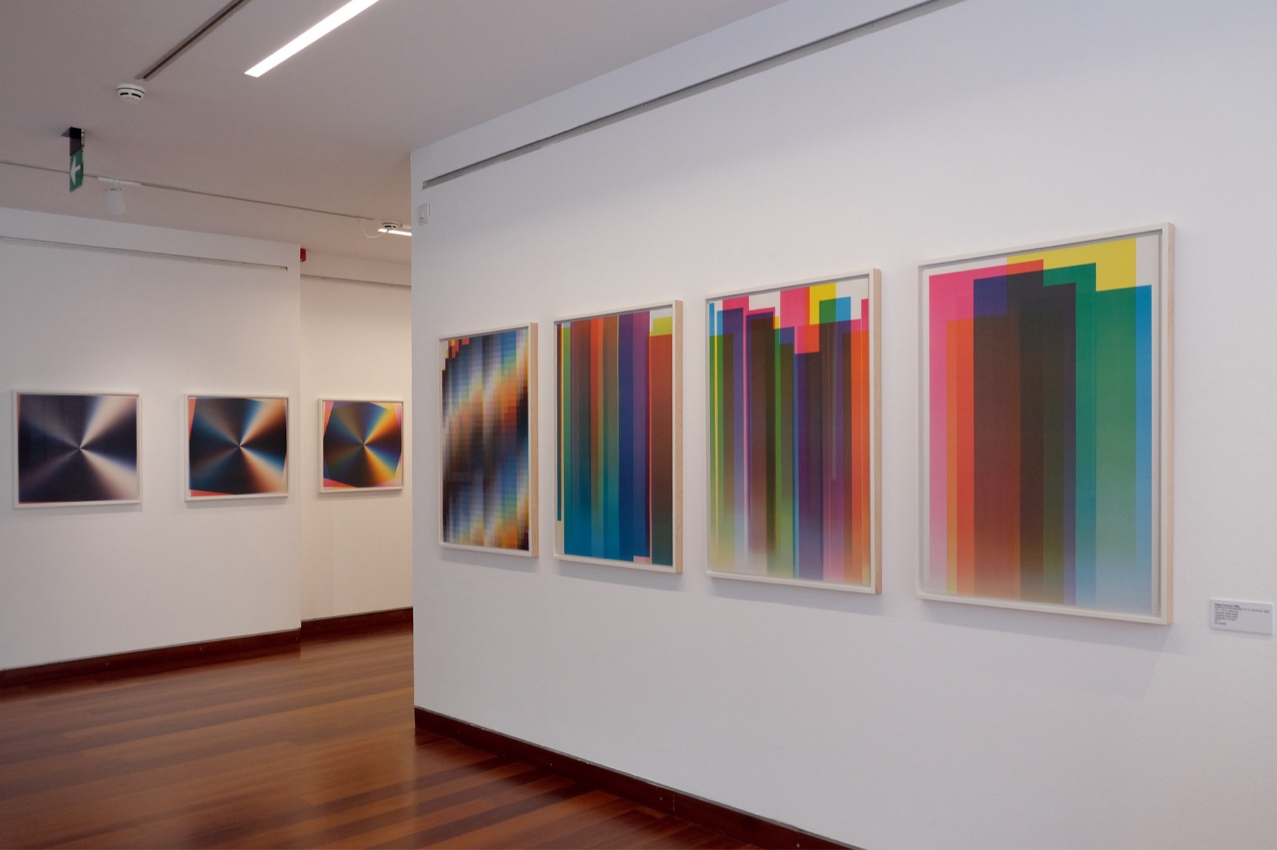 Eusebio Sempere & Felipe Pantone. Seriación y cromatismo cinético — vista de sala