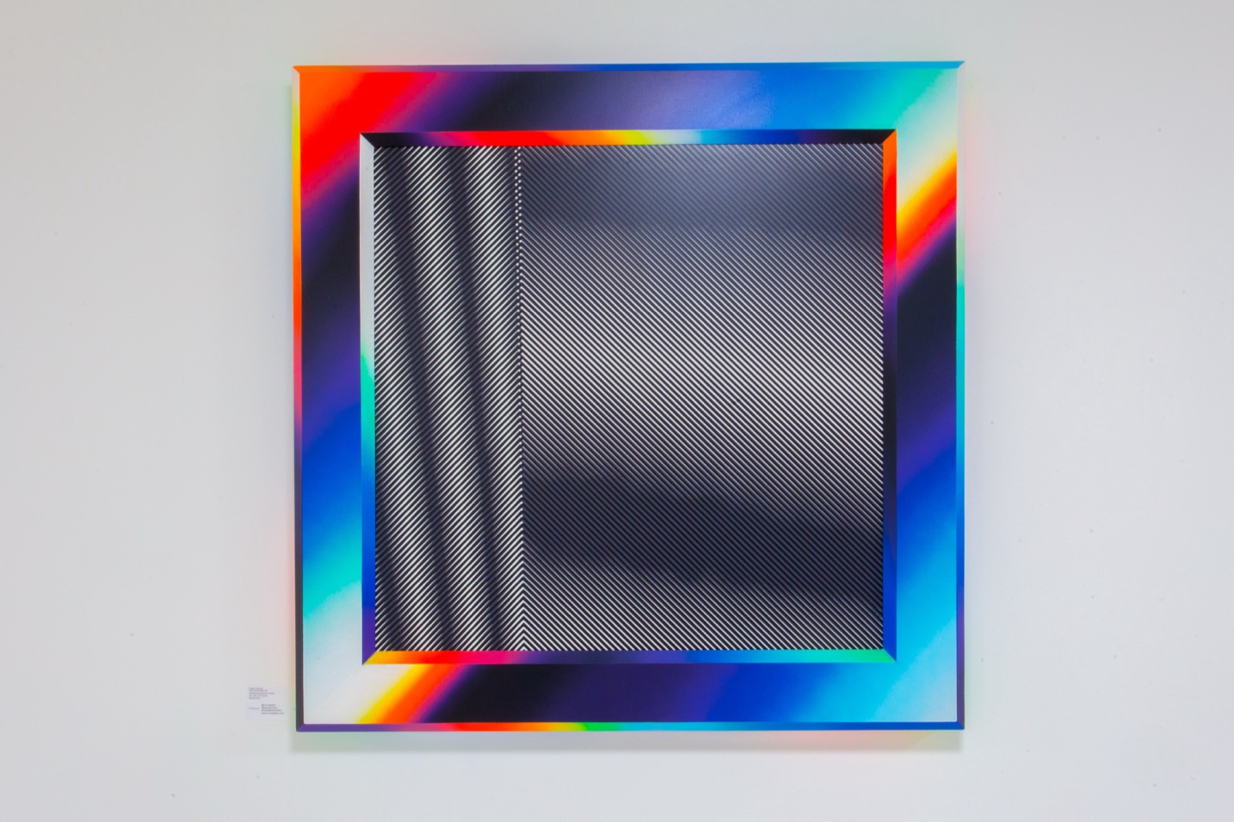 W3-Dimensional — vista de sala (w3-dimensional-2016-5.jpg)
