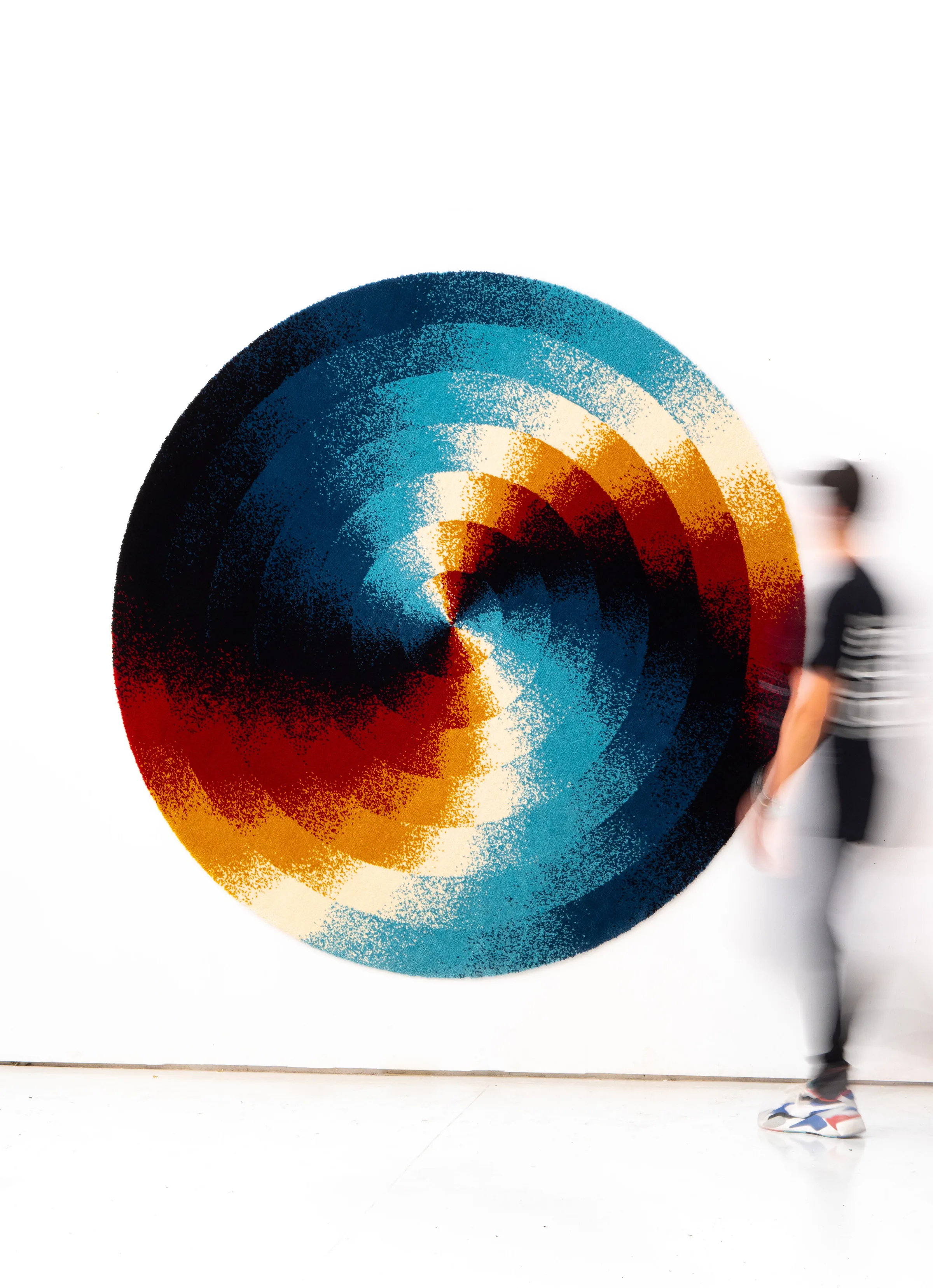 Chromadynamica Circular Rug — foto 7